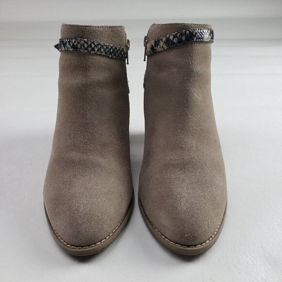 Vionic Upton Suede Ankle Boot Women 9.5 Wide Beige Side Zip Block Heeled Strappy - Picture 3 of 10